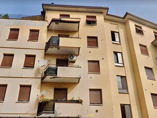 Appartamento in Vendita a Brescia, zona Via MERCANTINI , 67'000€, 84 m²