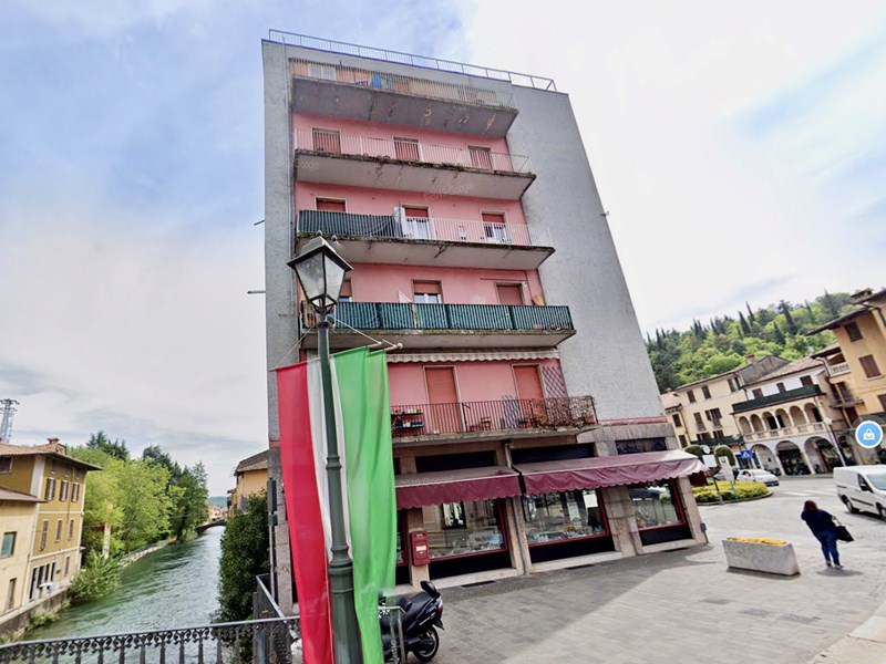 Appartamento in Vendita a Gavardo, zona Via ZANARDELLI , 49'359€, 102 m²