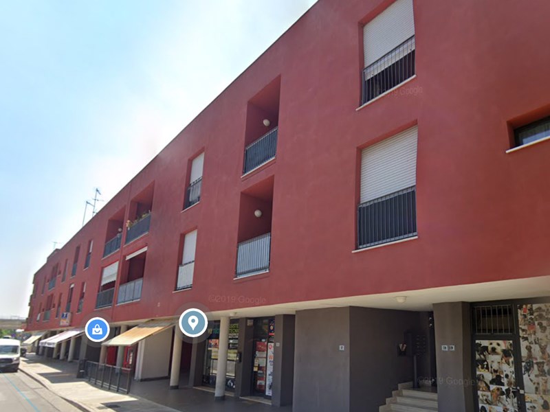 Negozio in Vendita a Brescia, zona Località San Polo , 75'000€, 68 m²