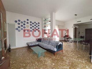 Casa Semi Indipendente in Vendita a La Spezia, zona Periferia Nord Ovest, 295'000€, 170 m²