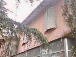 Villa in Vendita a Caino, zona Via Nazionale, 252'104€, 442 m²