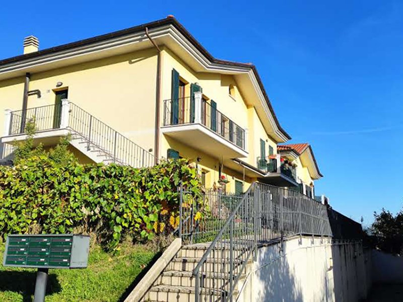 Trilocale in Vendita a Coriano, zona coriano, 150'000€, 45 m², arredato, con Box