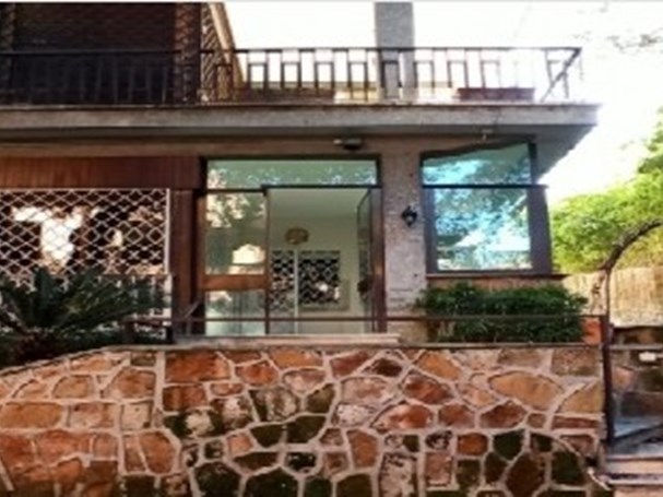 Appartamento in Vendita a Roma, zona Camilluccia, 1'300'000€, 300 m², con Box