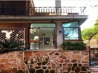 Appartamento in Vendita a Roma, zona Camilluccia, 1'300'000€, 300 m², con Box