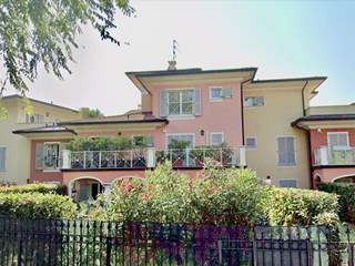 Appartamento in Vendita a Concesio, zona Via Natali, 98'246€, 111 m²