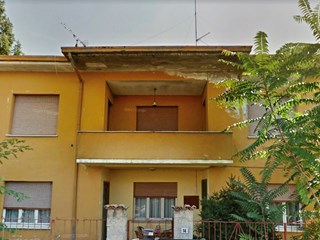 Appartamento in Vendita a Isorella, zona Via Kennedy, 44'440€, 117 m², con Box