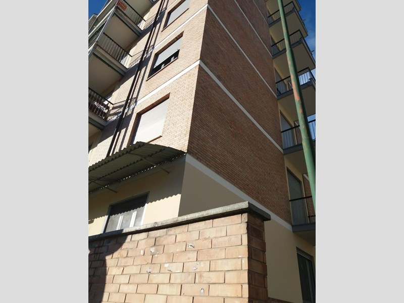 Quadrilocale in Vendita a Pinerolo, zona Ospedale, 108'000€, 100 m²