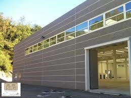 Capannone in Vendita a Carrara, 1552 m²