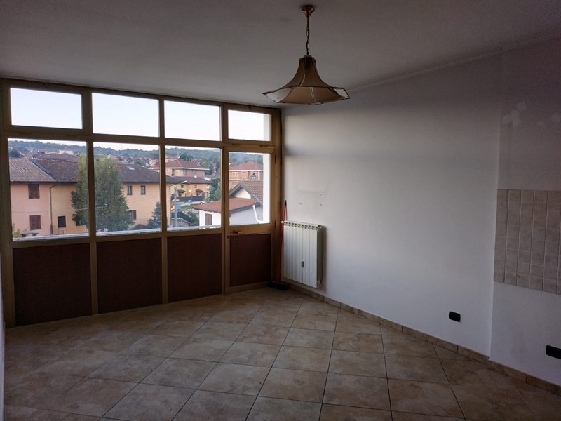 Bilocale in Affitto a Rosta, zona Stazione, 350€, 50 m²