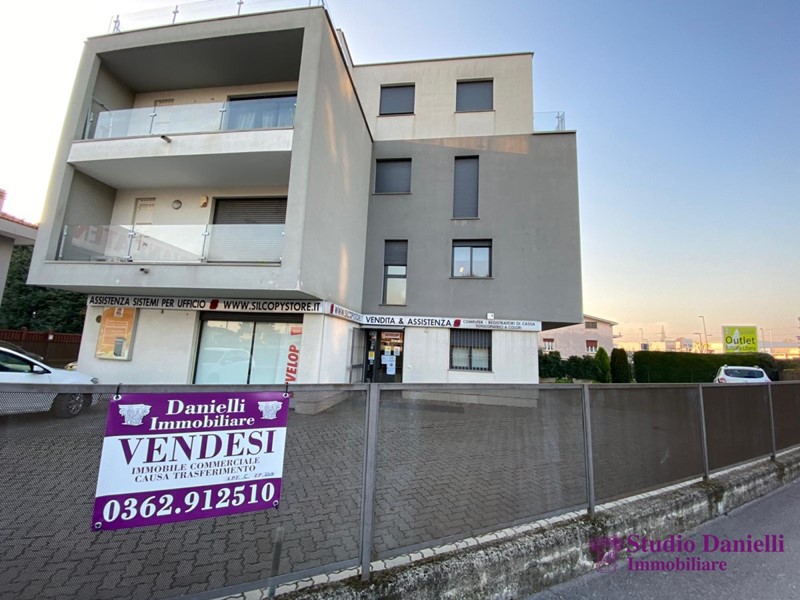 Ufficio in Vendita a Giussano, 280'000€, 150 m²
