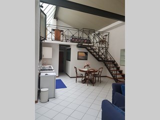 Loft in Affitto a Firenze, zona S.M.Novella, 850€, 60 m², arredato
