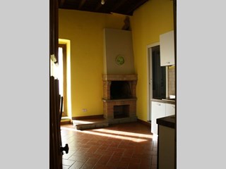 Quadrilocale in Affitto a Viterbo, zona centro storico Viterbo, 450€, 73 m², arredato