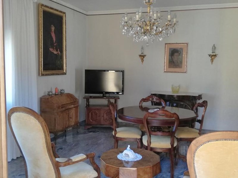 Appartamento in Affitto a Venezia, zona mestre, 980€, 120 m², arredato