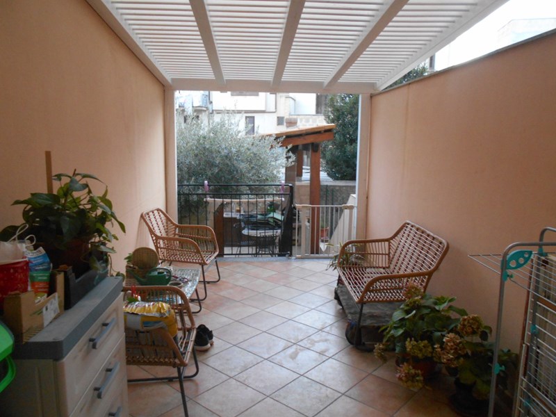 Appartamento in Vendita a Castelvetrano, zona Periferia, 128'000&euro;, 130 m², con Box