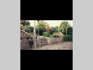 Villa in Vendita a Novafeltria, zona Secchiano di Novafeltria, 250'000€, 900mq interno e esterno, arredato