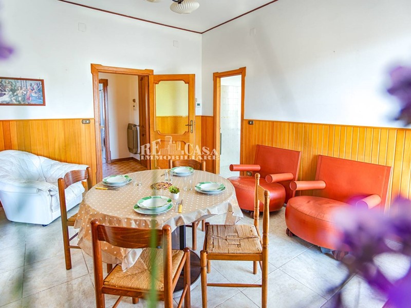 Trilocale in Affitto a San Benedetto del Tronto, zona PORTO D'ASCOLI (lungomare), 400€, 90 m², arredato