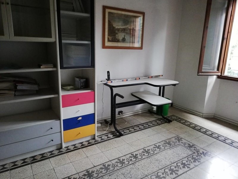 Appartamento in Vendita a Certaldo, 120'000€, 100 m²