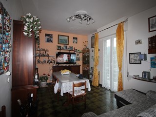 Quadrilocale in Vendita a Vezzano Ligure, 125'000€, 110 m²