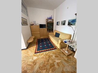 Monolocale in Affitto a Finale Ligure, 1'000€, 35 m², arredato