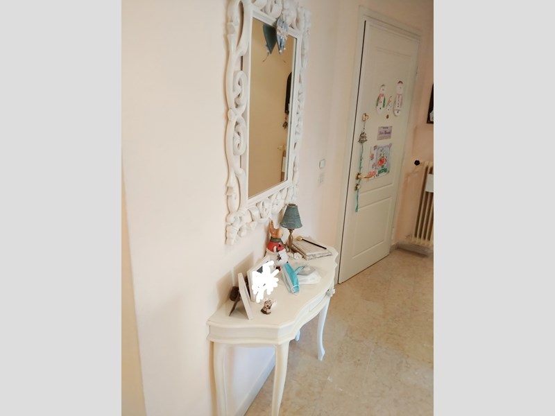 Quadrilocale in Vendita a Salò, zona lungo lago, 317'000€, 120 m²