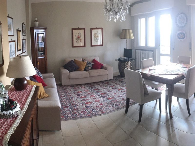 Quadrilocale in Vendita a Varese, zona Brunella , 280'000€, 127 m²