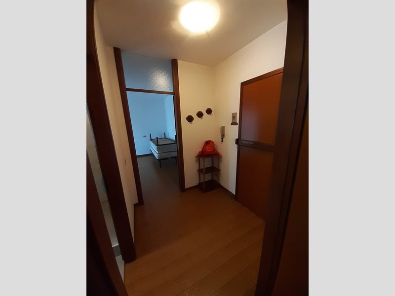 Trilocale in Vendita a Varese, zona San Carlo, 98'000€, 50 m², arredato