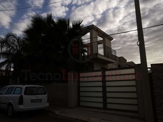 Casa Indipendente in Vendita a Vittoria, zona SCOGLITTI, 270'000€