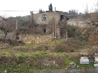 Rustico in Vendita a Frosinone, zona Giglio di Veroli, 28'000€, 150 m²