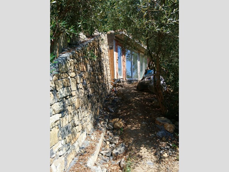 Casa Indipendente in Vendita a Diano San Pietro, zona Roncagli, 98'000€, 50 m²