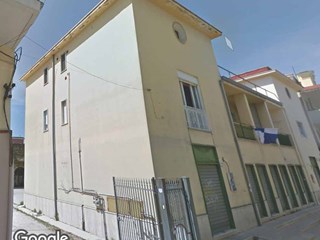 Mansarda in Vendita a Camposano, zona Centro storico, 90'000€