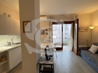 Monolocale in Affitto a Ospedaletti, 600€, 41 m², arredato
