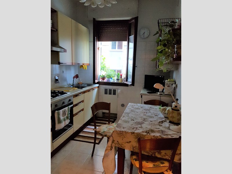 Trilocale in Vendita a Casalecchio di Reno, 145'000€, 70 m²