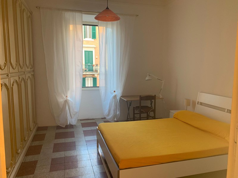 Appartamento in Affitto a Roma, zona Appia nuova, 380€, 85 m², arredato