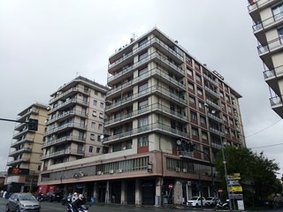 Ufficio in Vendita a Genova, zona Sampierdarena, 45'000€, 60 m²