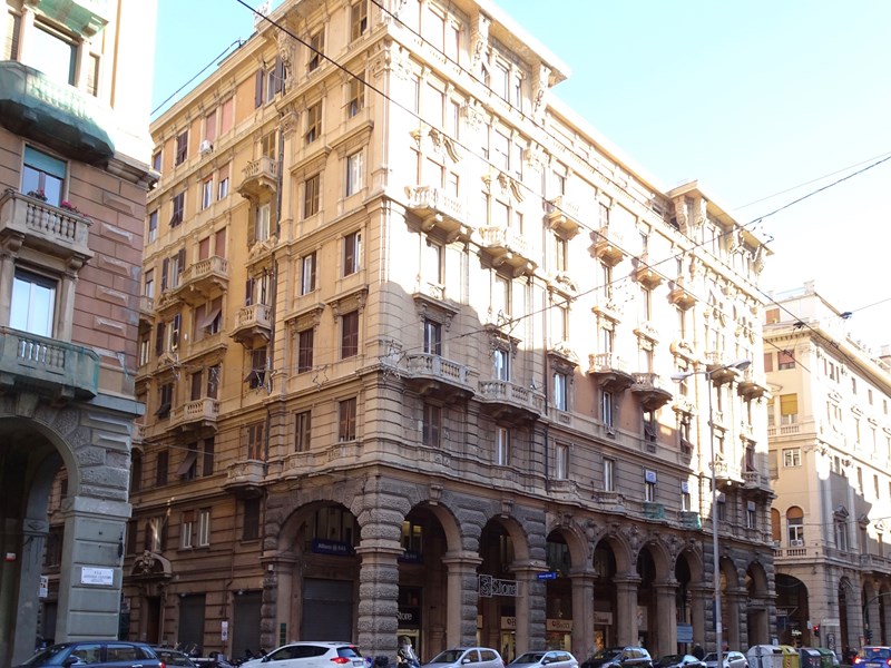 Quadrilocale in Vendita a Genova, zona Sampierdarena, 98'000€, 107 m²