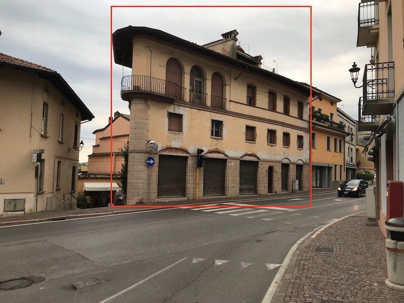 Appartamento in Vendita a Gardone Riviera, 190'000€