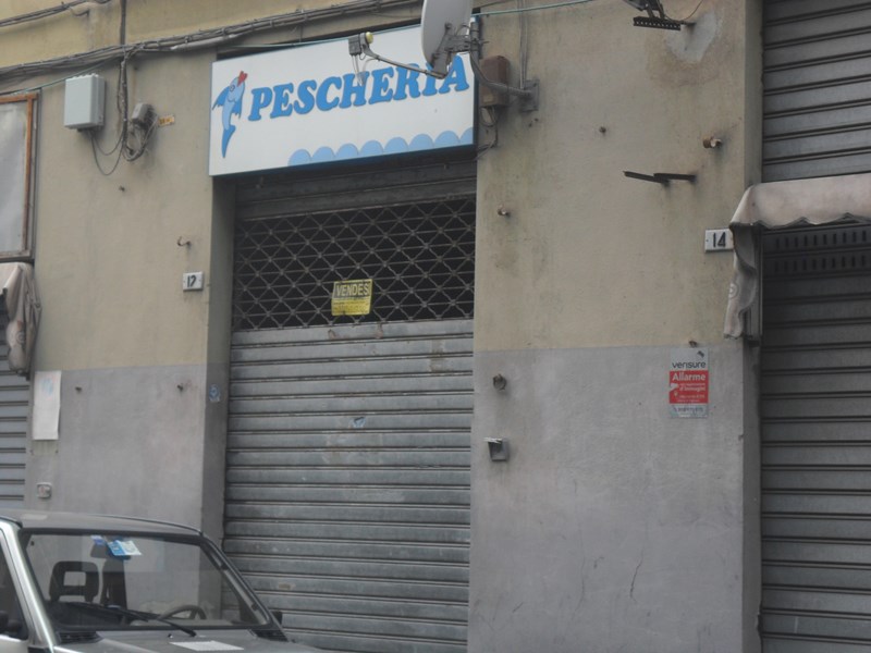 Magazzino in Vendita a Genova, zona Via Pierino Pesce, 35'000€, 28 m²