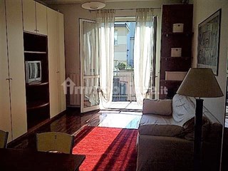 Monolocale in Affitto a Milano, zona Ripamonti, 800€, 40 m², arredato