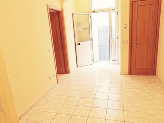 Casa Indipendente in Affitto a Alassio, zona Centrale, 500€, 37 m²