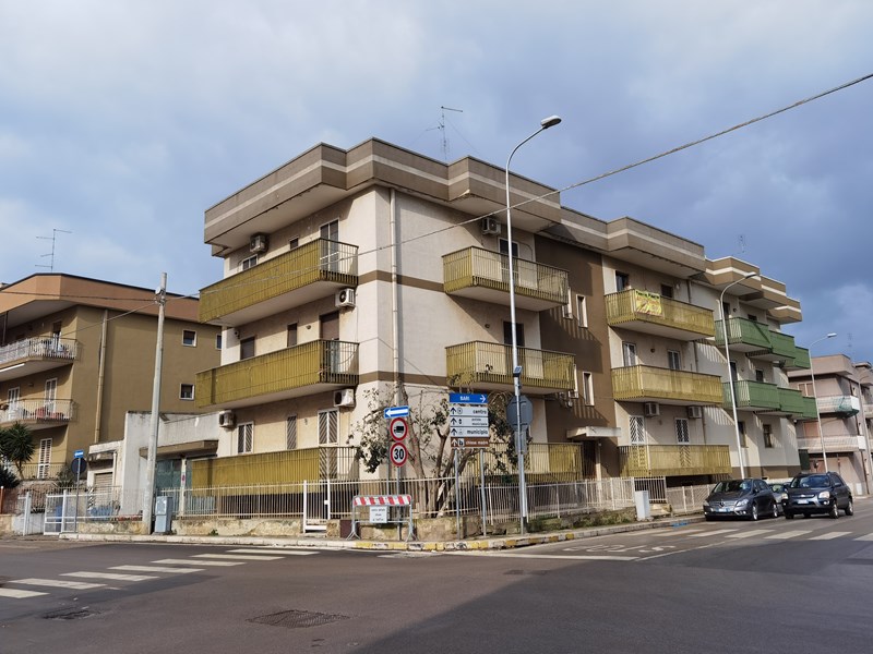 Trilocale in Vendita a Bitritto, zona Bitritto, 115'000€, 103 m²