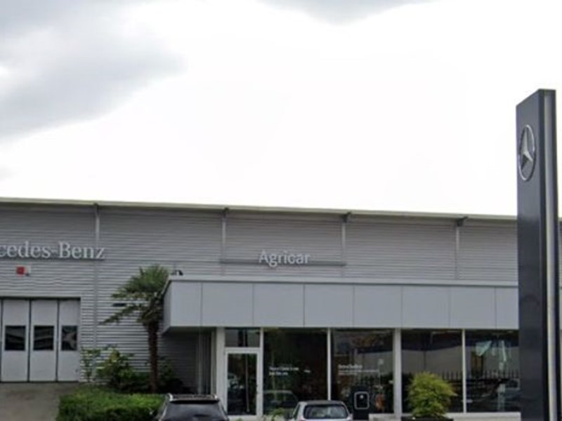 Attività commerciale in Vendita a San Zeno Naviglio, 91'200€