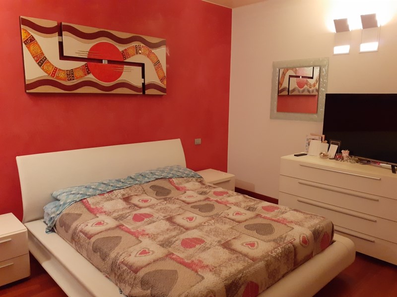 Villa bifamiliare in Vendita a Fossò, 295'000€, 130 m²