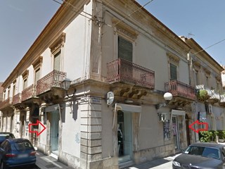 Immobile commerciale in Affitto a Vittoria, zona Centrale, 700€, 50 m²