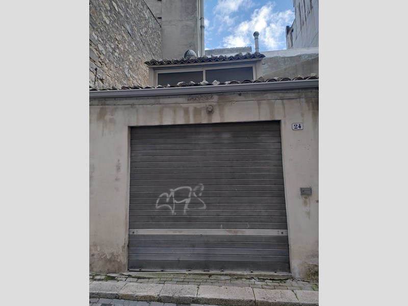 Box in Vendita a Ragusa, zona via Carmelo Moltisanti, 22'000&euro;, 39 m²