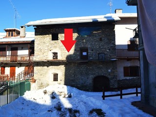 Casa Indipendente in Vendita a Cesana Torinese, 80'000€, 250 m²