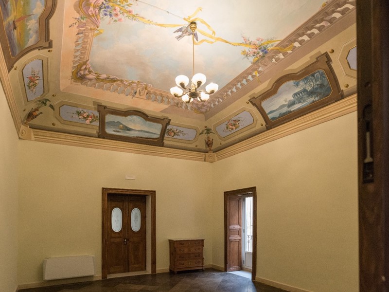 Casa Indipendente in Vendita a Chiaramonte Gulfi, 150'000€, 100 m², arredato