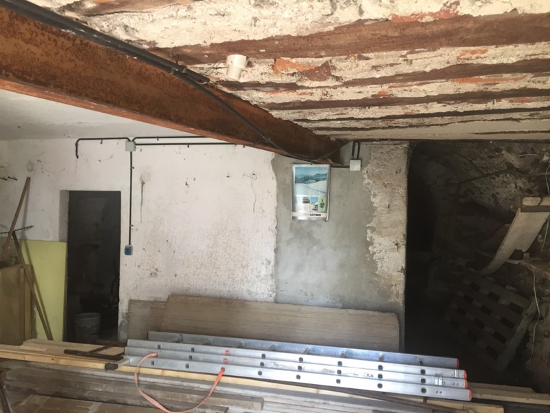 Casa Semi Indipendente in Vendita a Rueglio, 22'000€, 100 m²