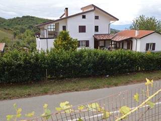 Villa in Vendita a San Demetrio Corone, zona c.da Cacossa, 469'000€, 400 m²