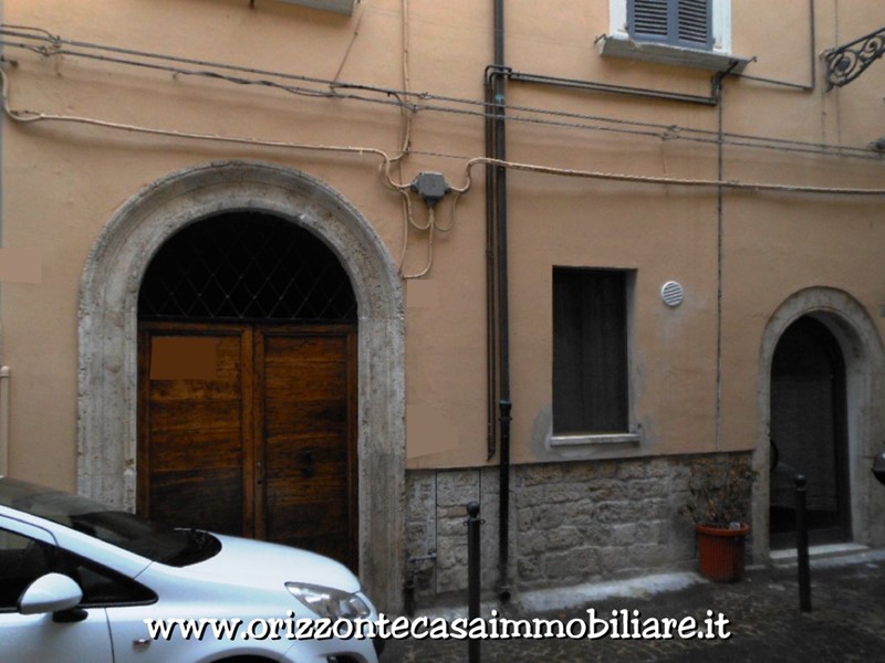 Appartamento in Vendita a Ascoli Piceno, zona Centro Storico, 185'000€, 85 m²