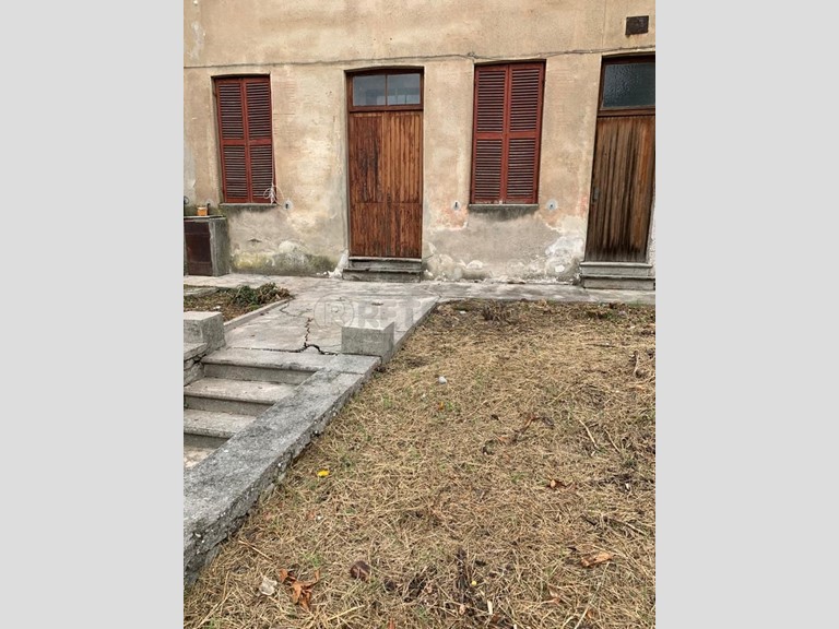 Casa Indipendente in Vendita a Marostica, 135'000€, 310 m²